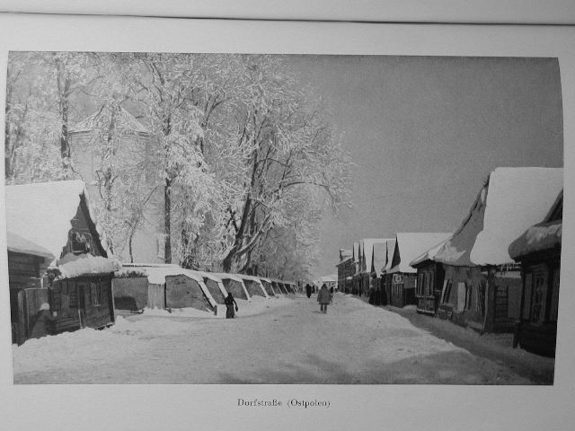 Dorfstrasse (Ostpolen) [Village street in eastern Poland]